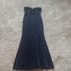 Lulu's Midnight Blue Strapless Gown